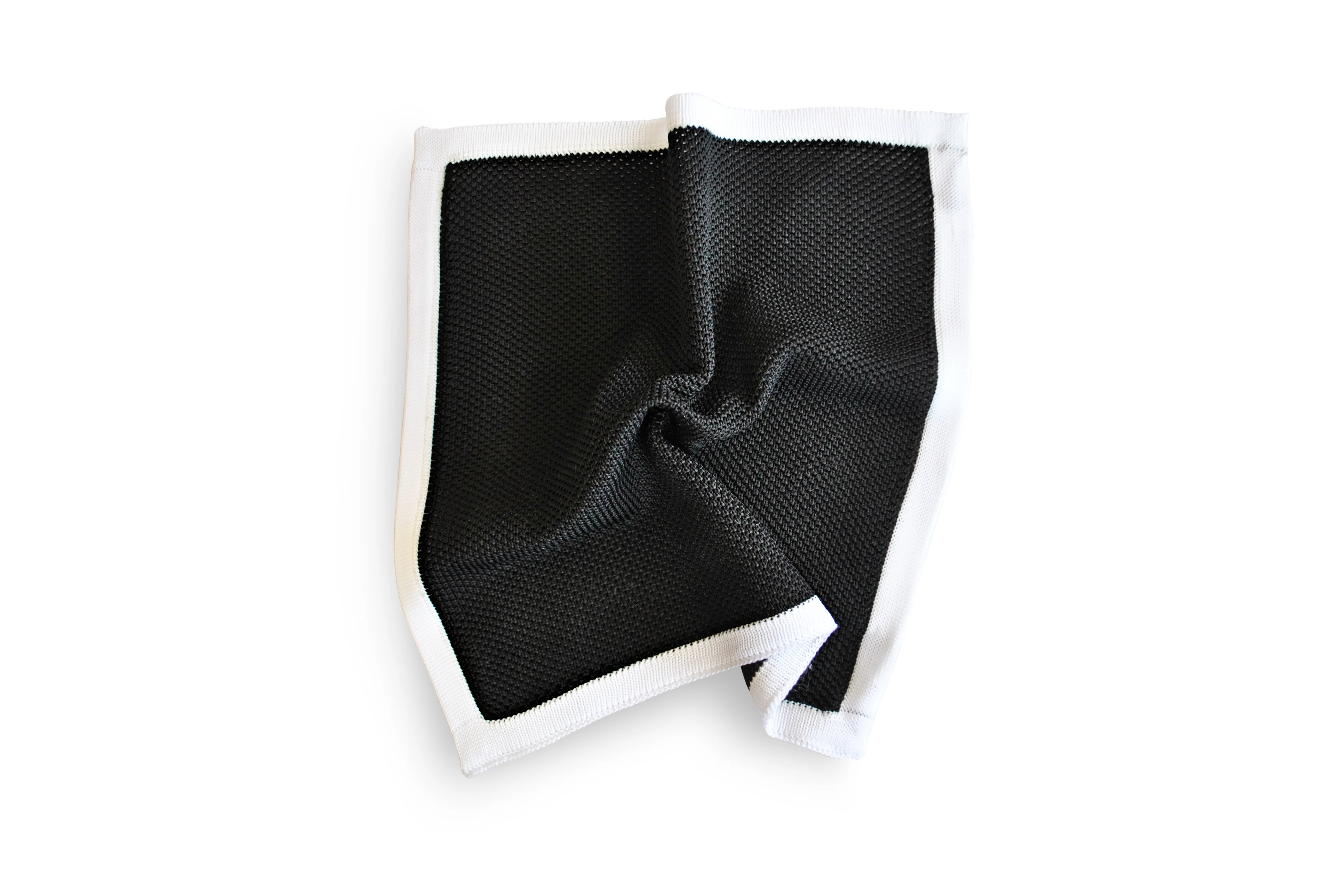 black knitted tie with matching pocket square - Image 3
