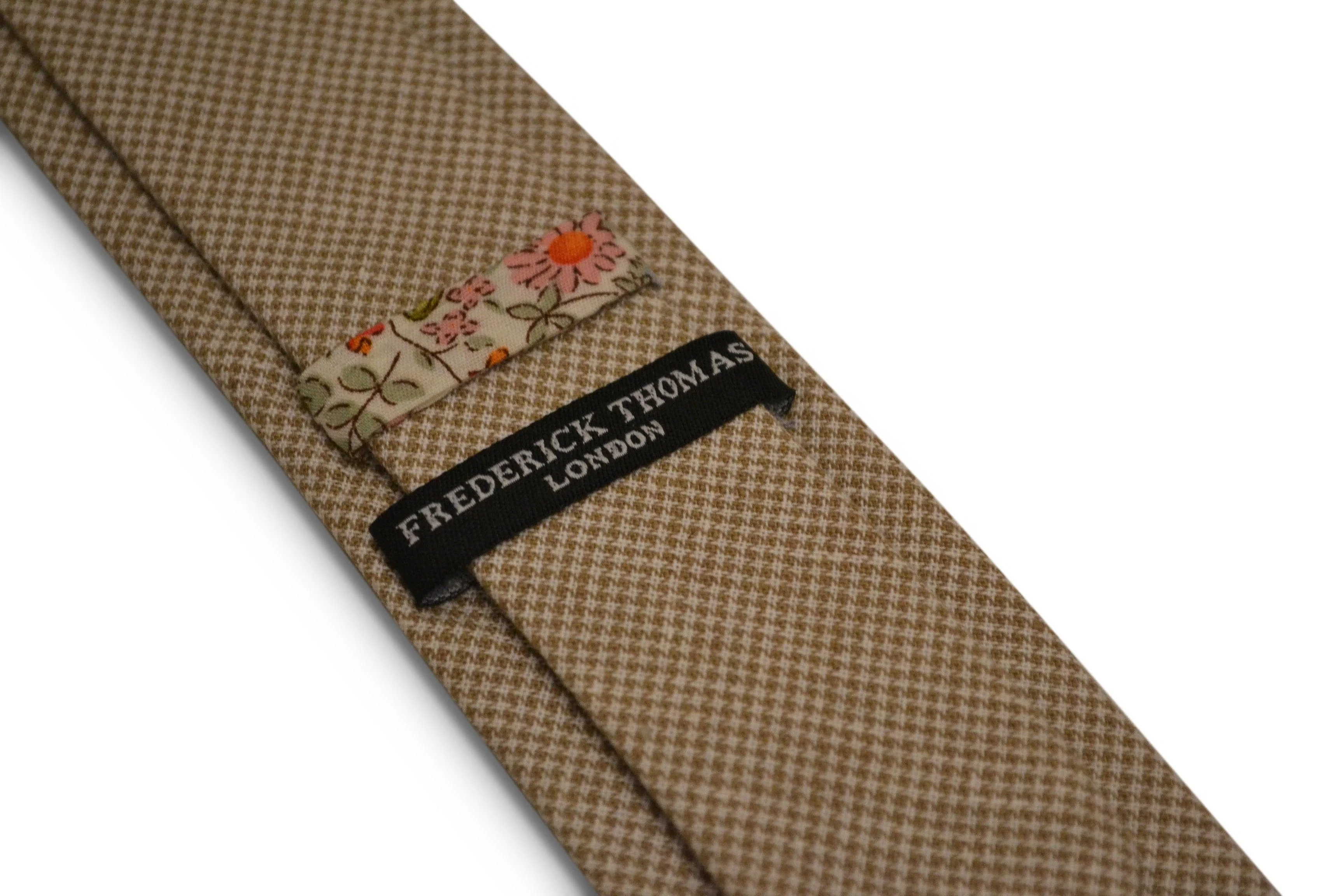 cream and light brown dogtooth design cotton tie - Image 2