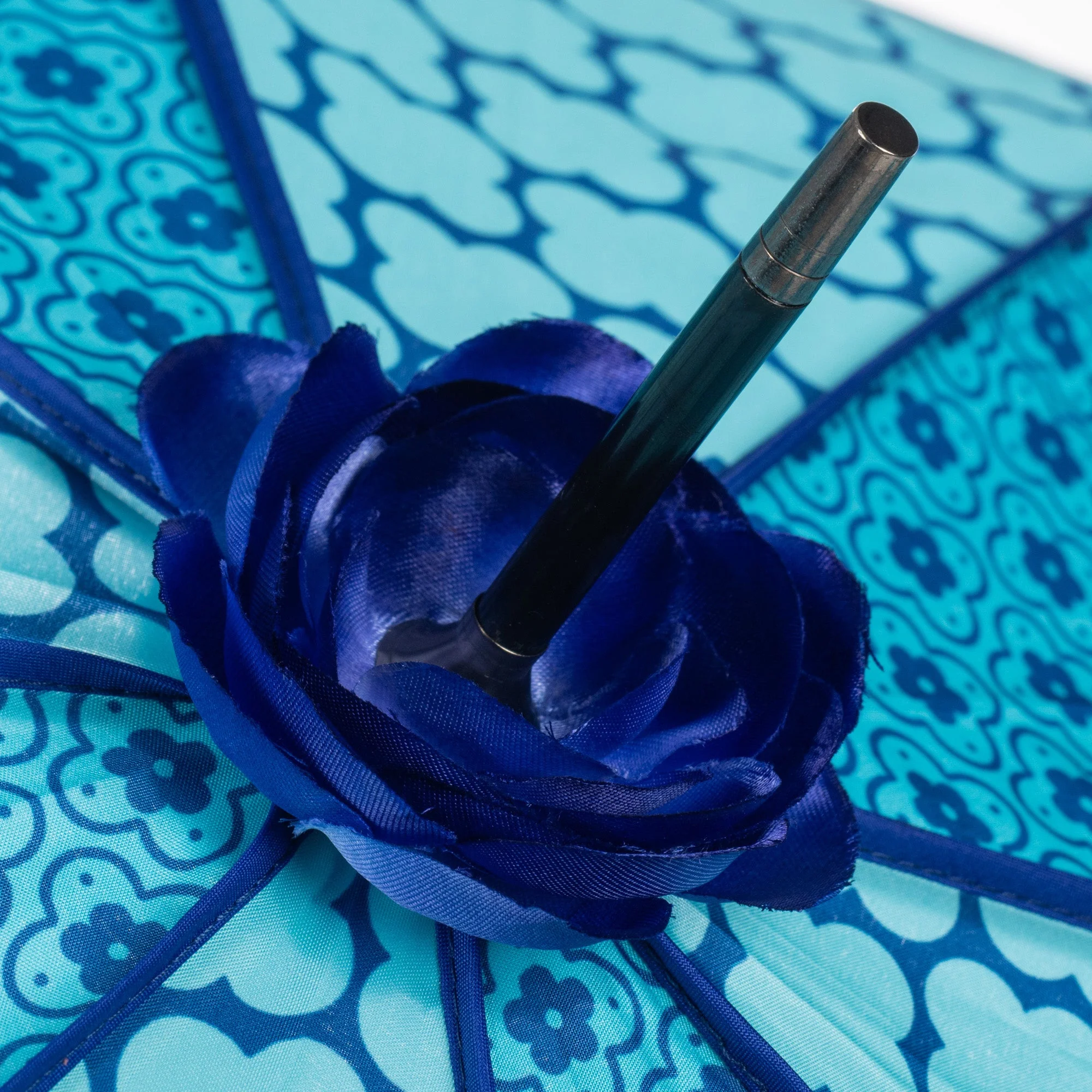 Darling Divas Let it Shine Boutique Umbrella - Image 8