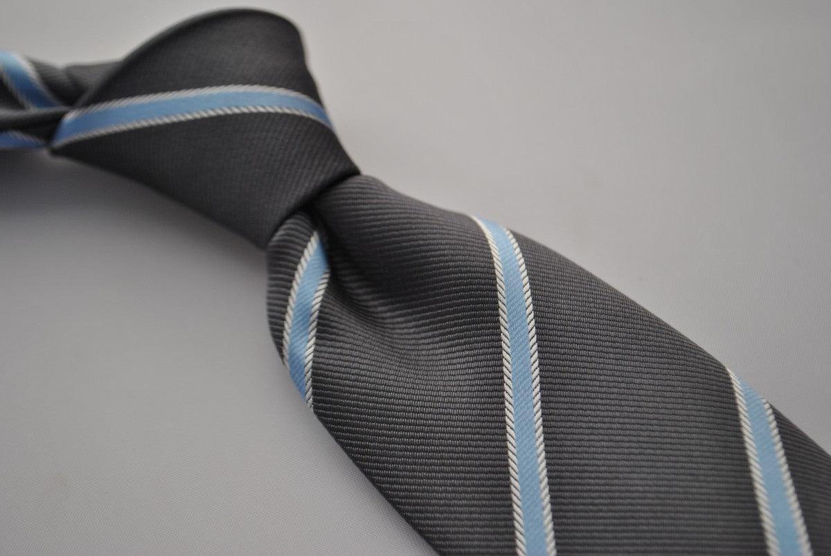 grey tie with light blue stripe - Image 4