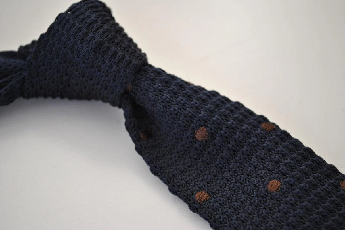 navy blue skinny knitted tie with brown polka dots - Image 2