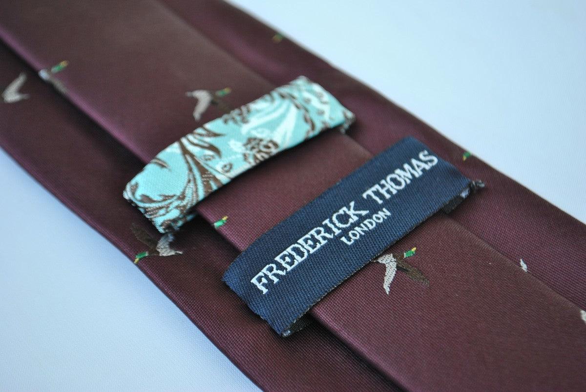 maroon tie with flying duck design - Image 4