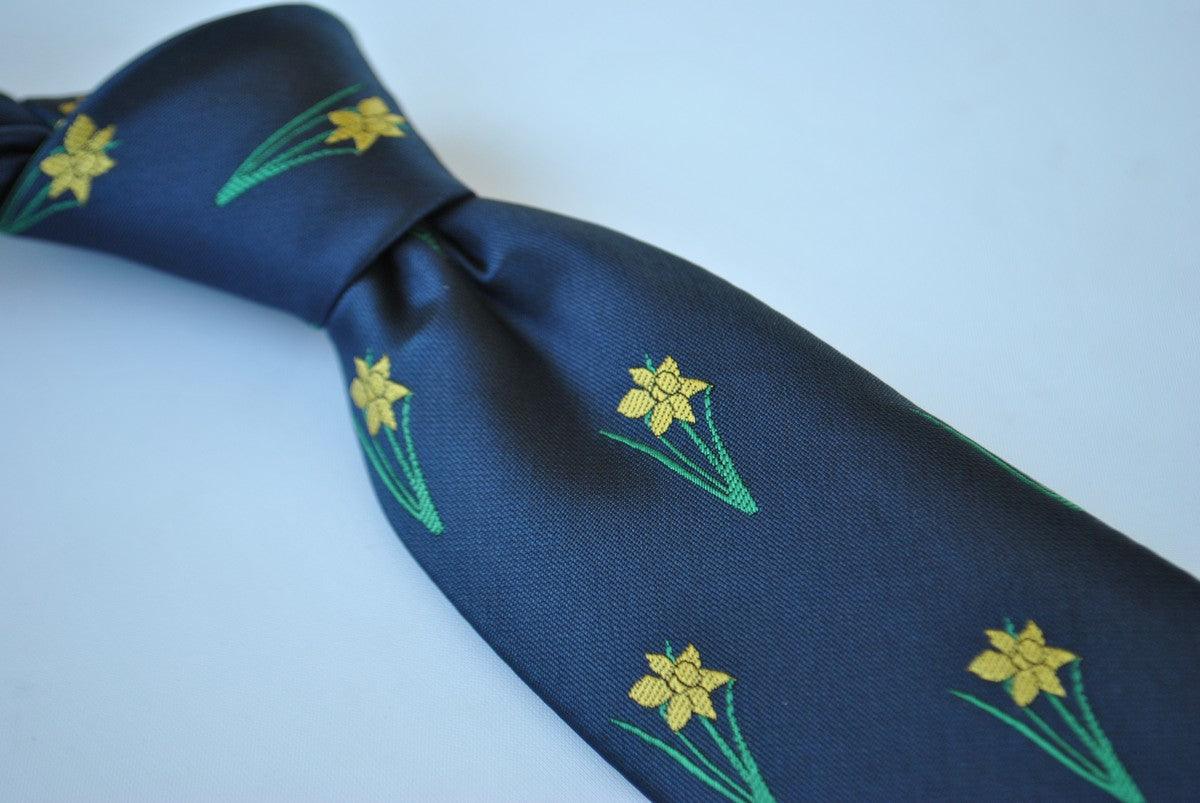 navy tie with daffodil design - Image 3