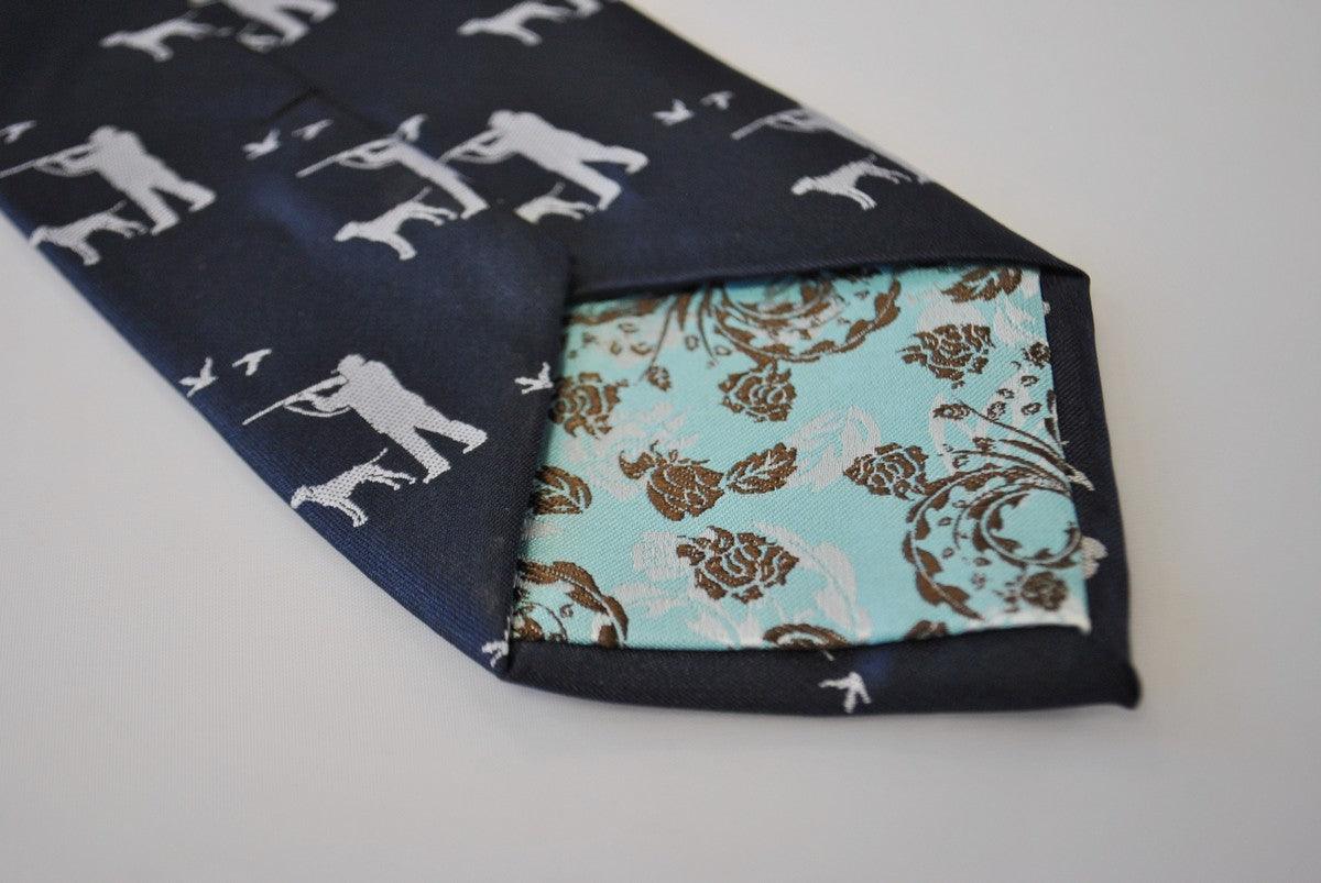 navy tie with hunter and hound design - Image 3