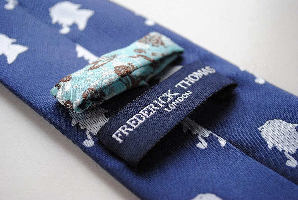 navy tie with sherlock holmes design - Image 4
