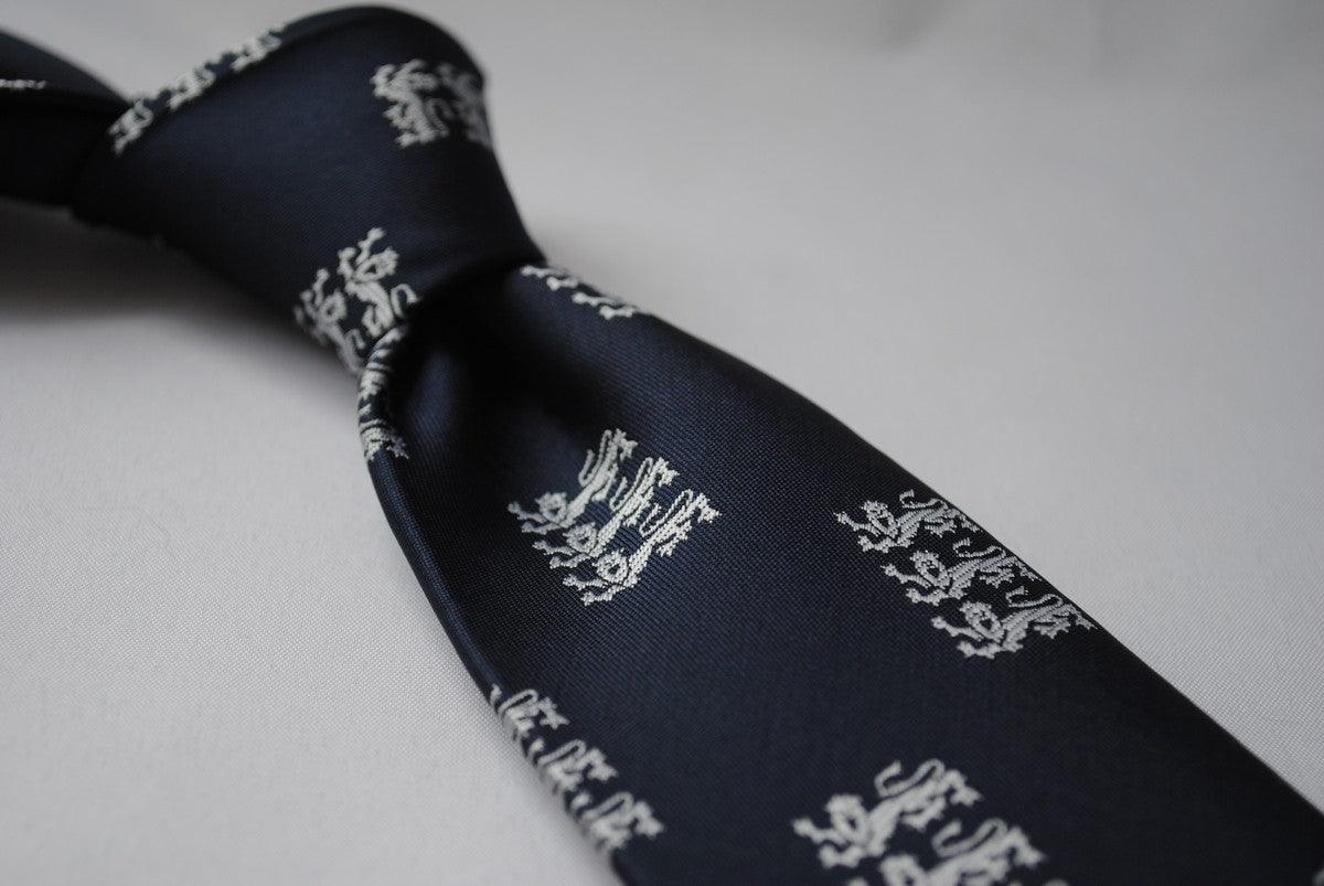 navy with three lions design tie - Image 3