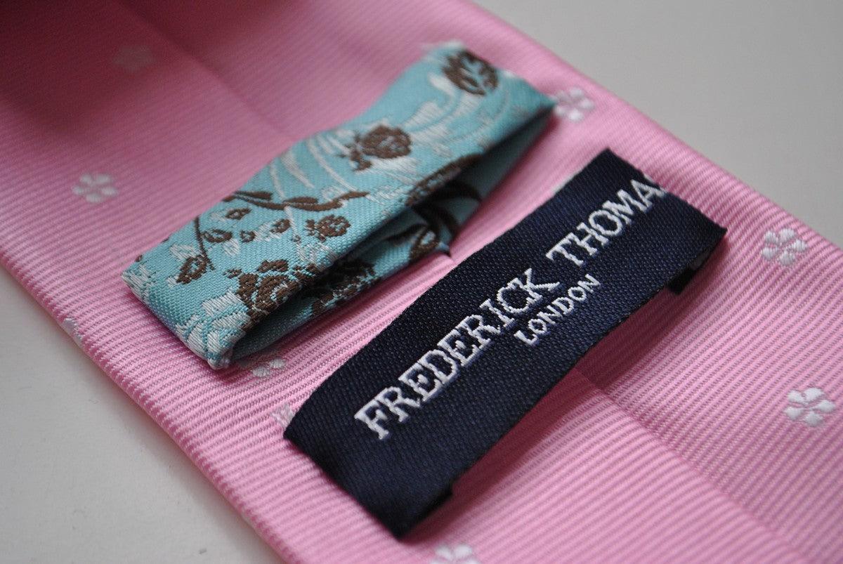 pink tie with delicate floral pattern - Image 3