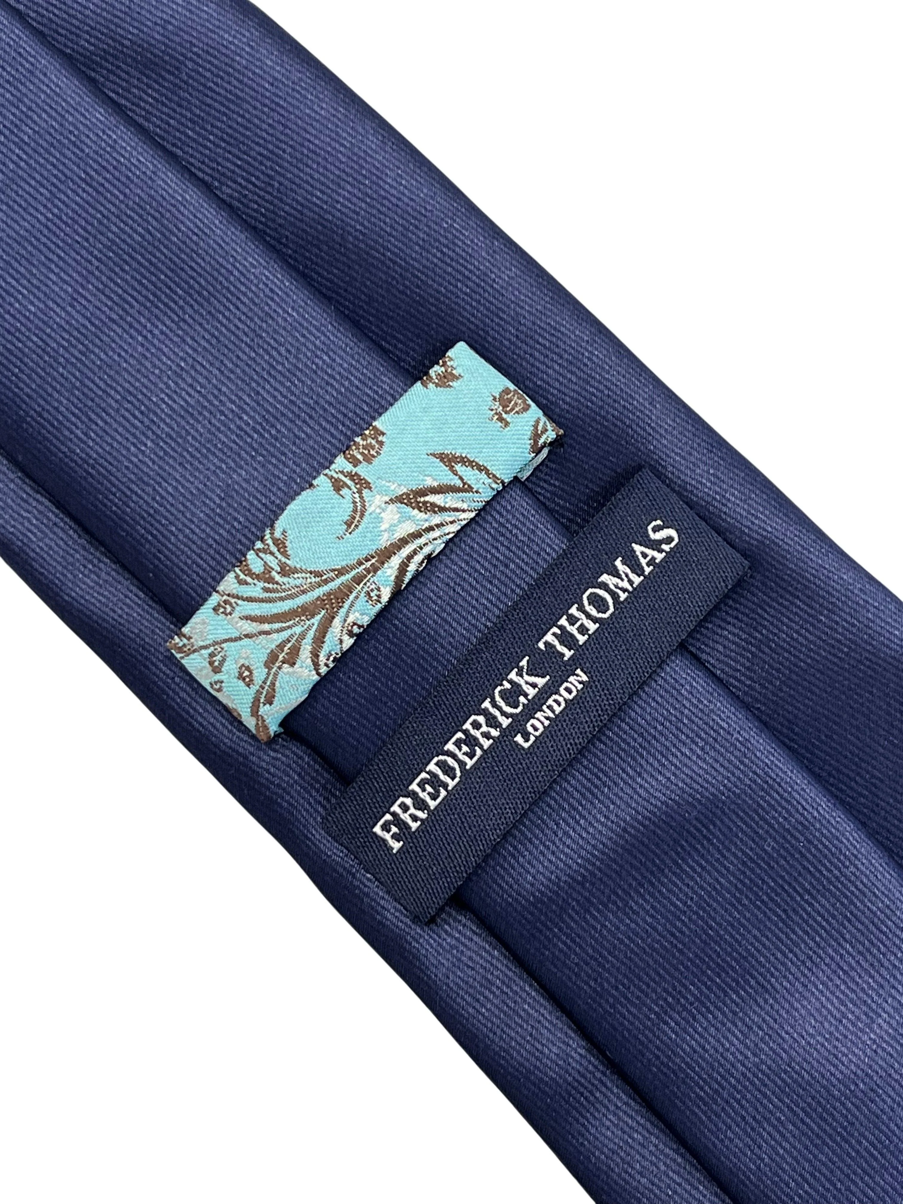 Plain dark navy blue silky classic tie - Image 4
