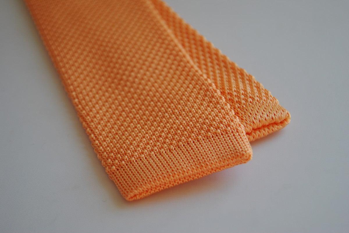 plain peach orange skinny knitted tie with pointed end - Image 4