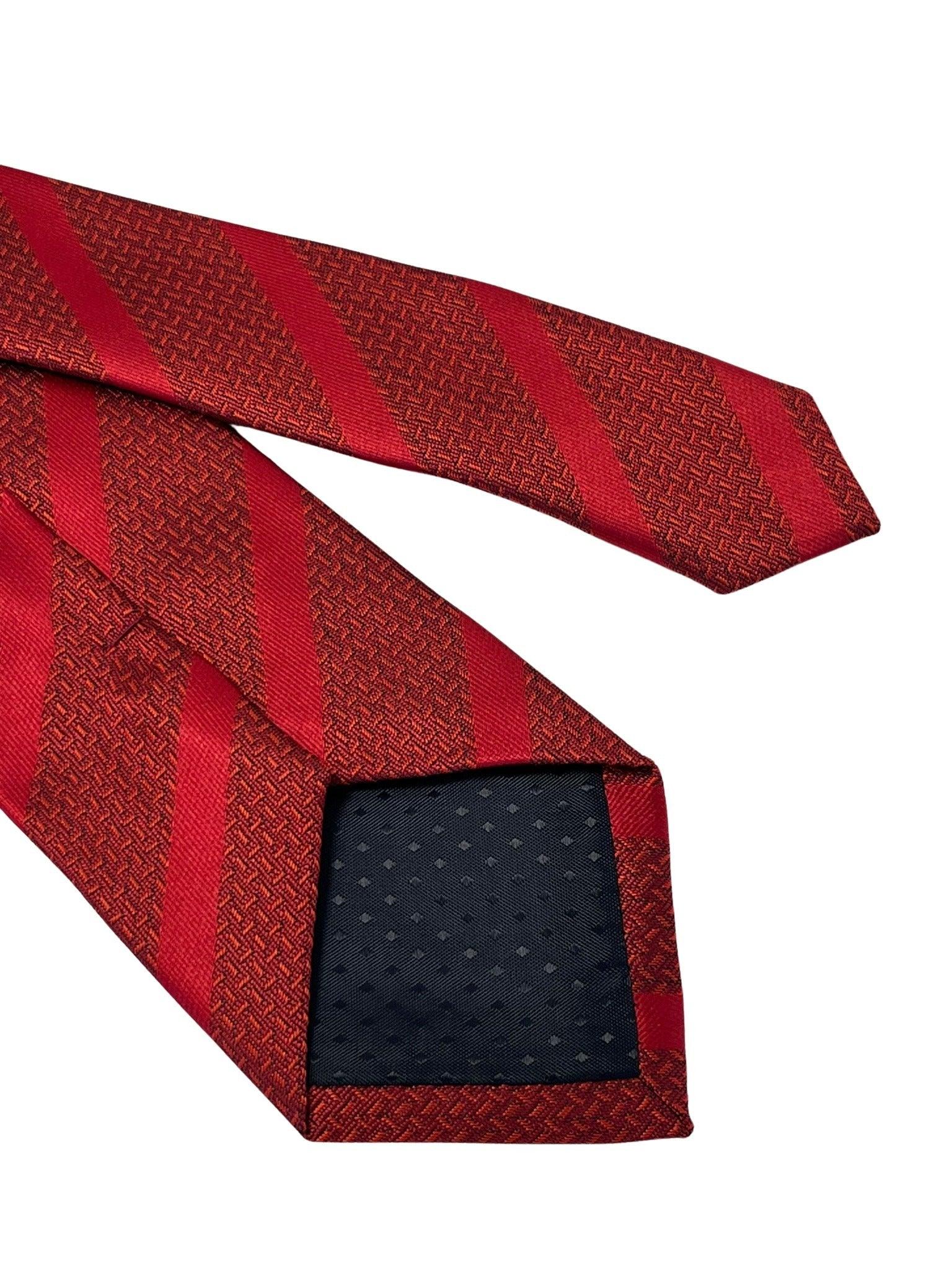 Red two tone tie with subtle stripe - Image 5