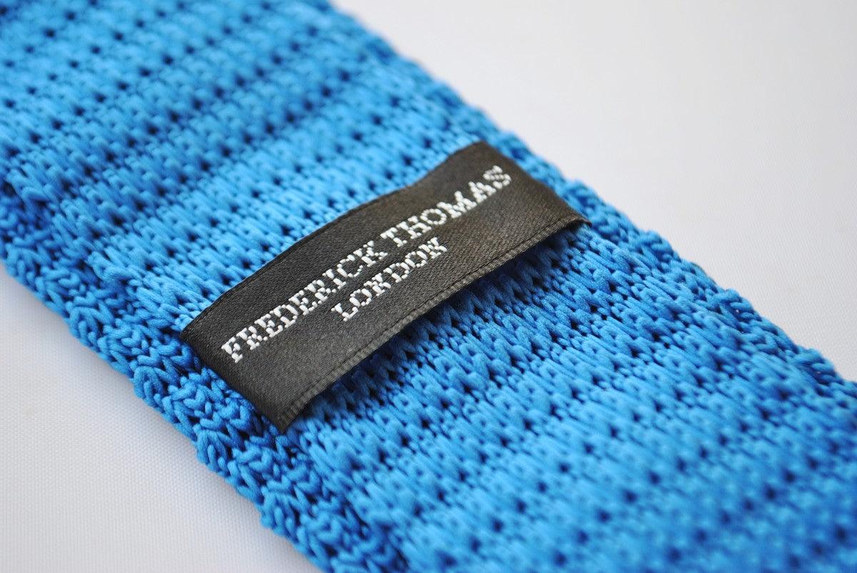 royal blue skinny knitted tie with yellow polka dots - Image 3