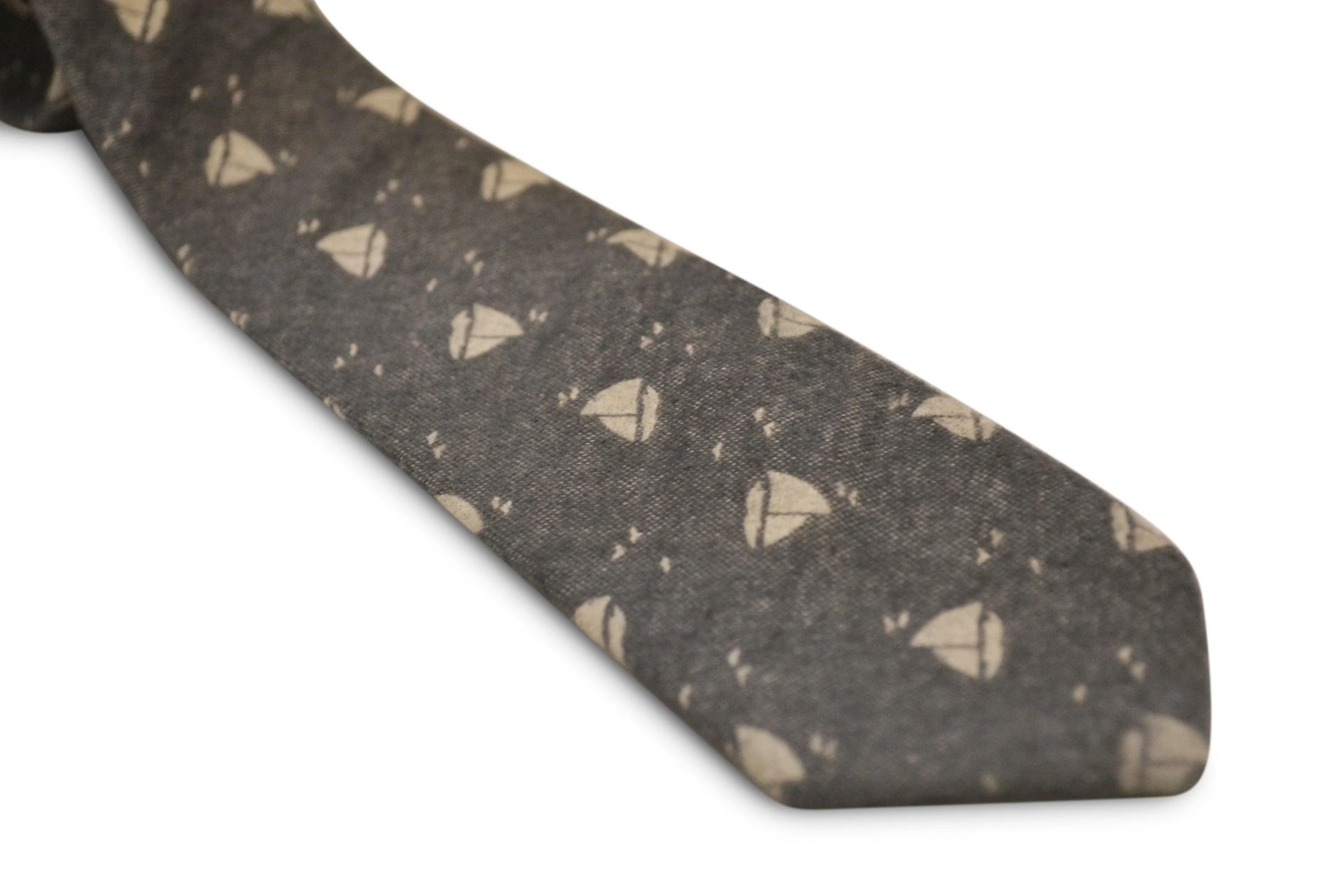silver grey with nautical boat design cotton tie - Image 3