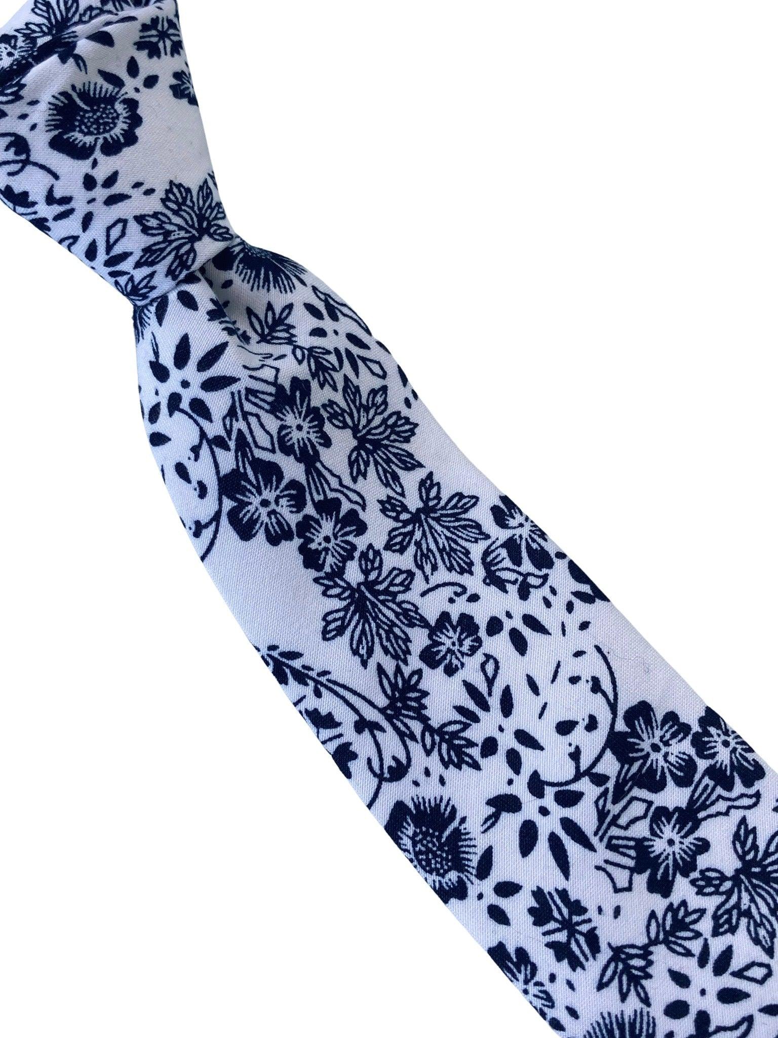 white & blue floral classic width mens tie 100% cotton - Image 4